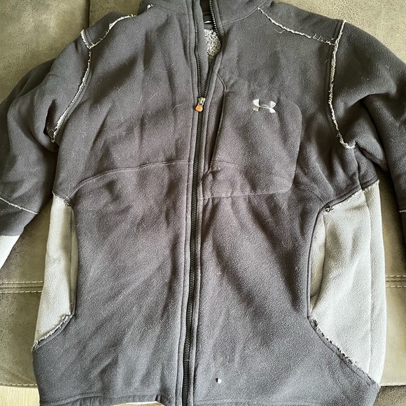 Black zip up jacket - Picture 2 of 2